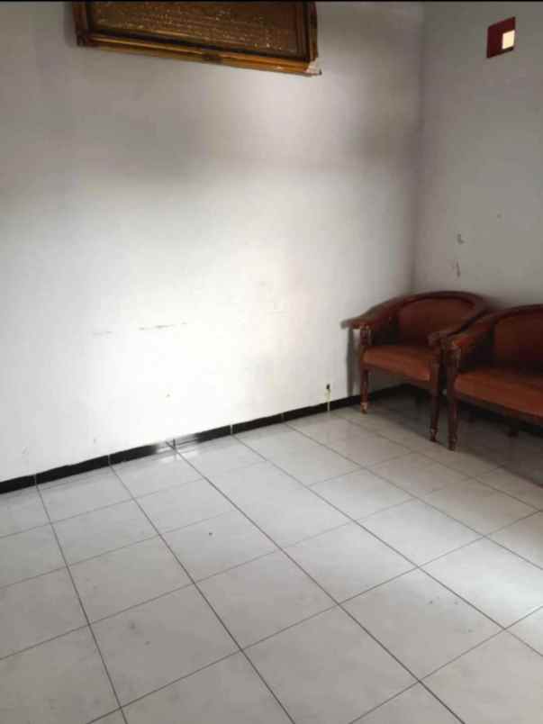 rumah sambiroto tembalang semarang