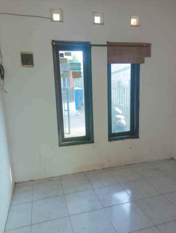 rumah sambiroto tembalang semarang