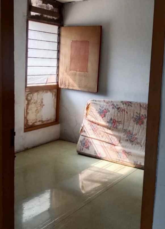 rumah second strategis di depok jaya pancoran mas