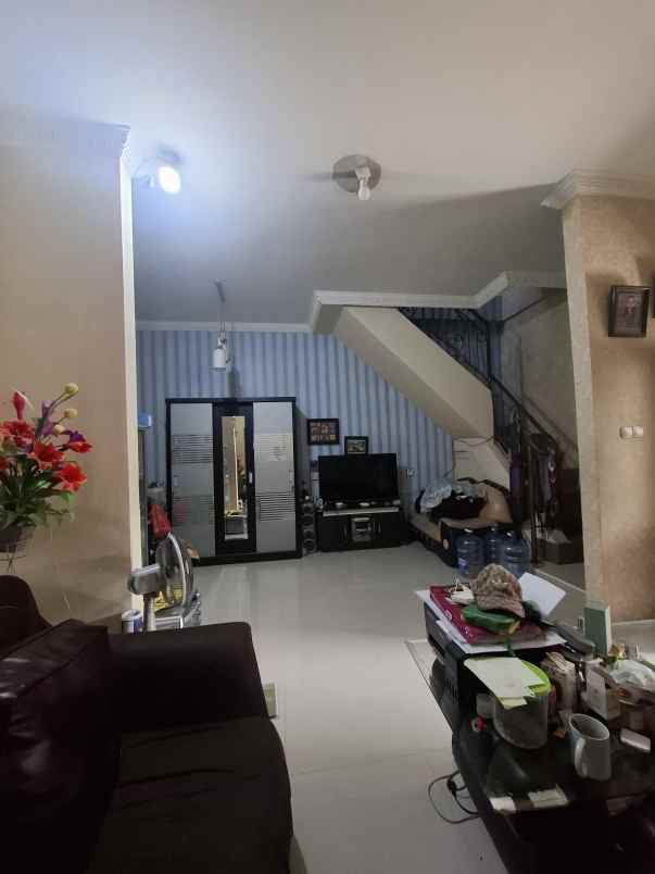 rumah secondary bebas banjir di duren sawit jaktim