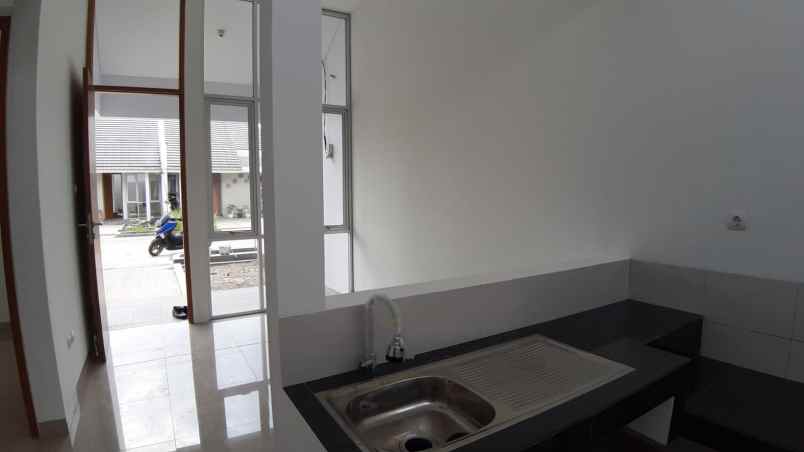 rumah siap huni 2 kamar tidur di semara ciganitri