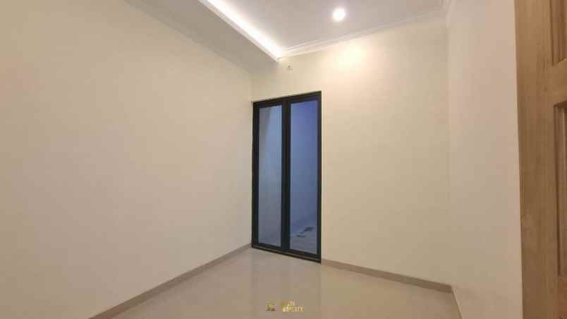 rumah siap huni 4kt dekat jalan jogja solo di kalasan