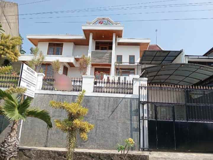 rumah siap huni di komplek setra duta bandung utara