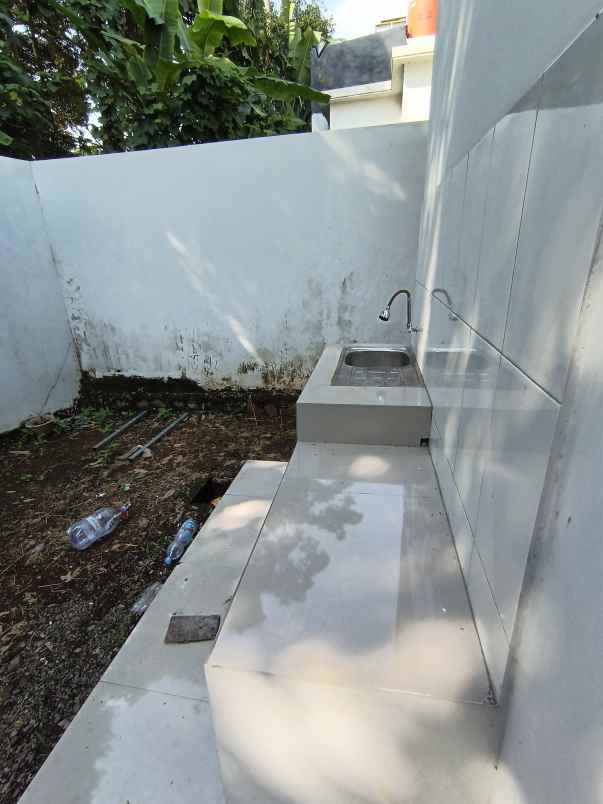 rumah siap huni mijen semarang barat bonus pagar