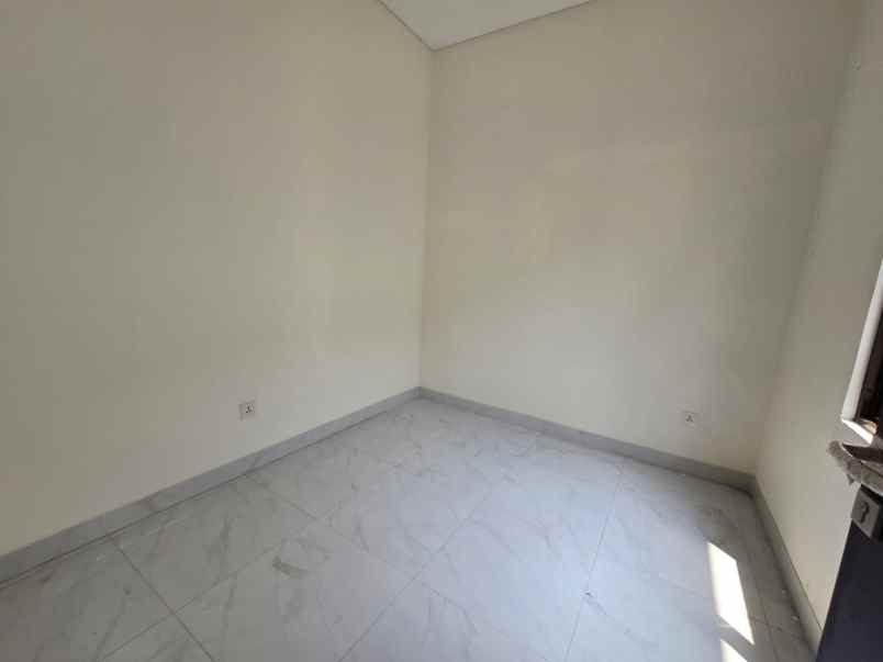 sewa murah rumah di lavon swan city 1 cikupa tangerang