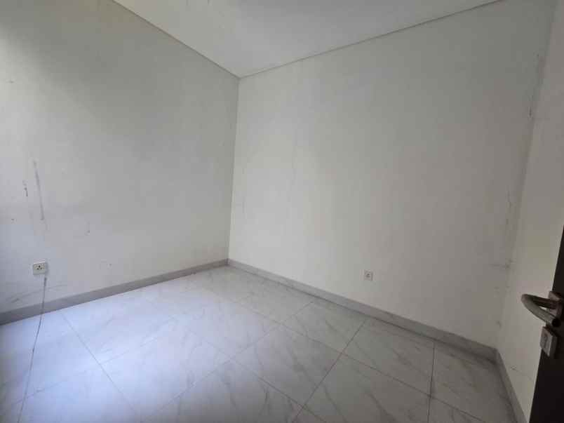 sewa murah rumah di lavon swan city 1 cikupa tangerang