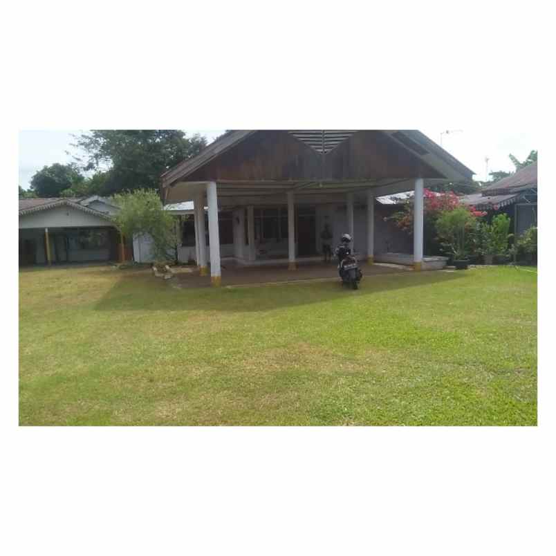 tanah jalan raya puncak cisarua