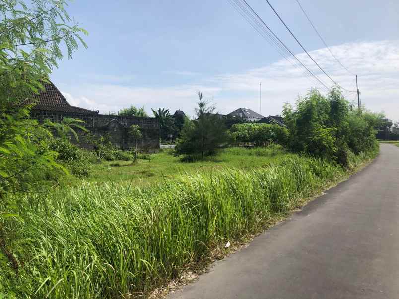 tanah jambon dekat exit toll jogja