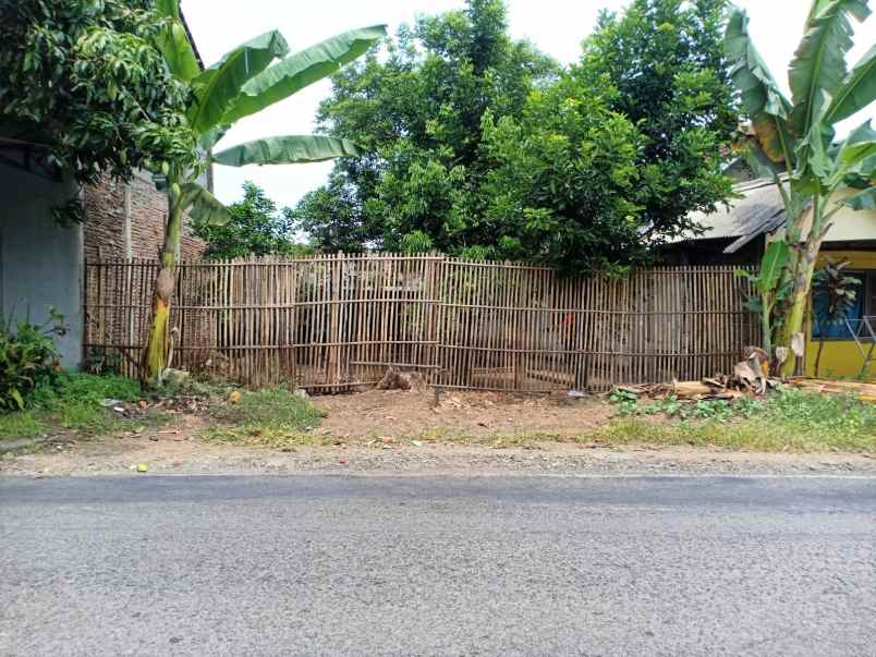 tanah jl raya sragen batujamus