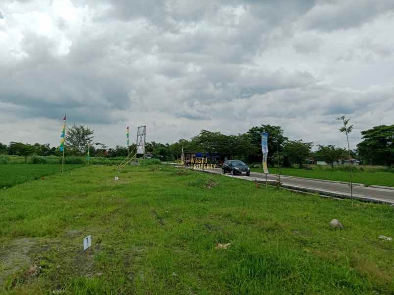 tanah kav 1 menit exit toll prambanan mulai 1 7 jt m