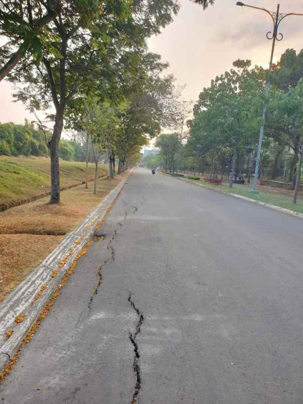 tanah kavling komersial di deltamas cikarang bekasi