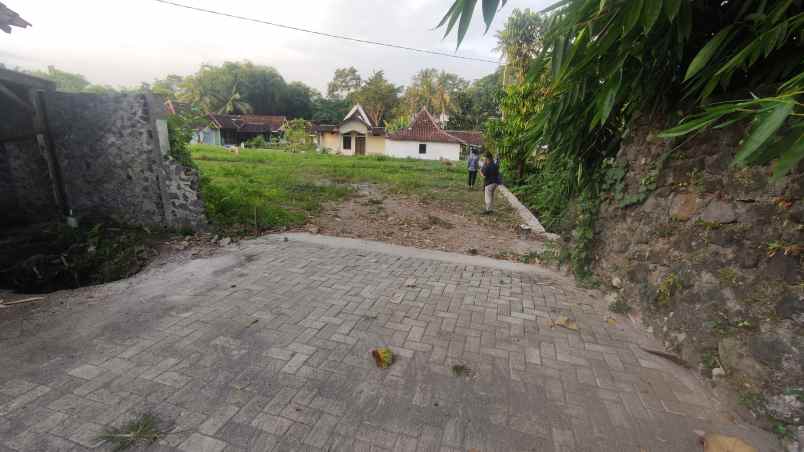 tanah kavling strategis 200m dari jl pakem kalasan