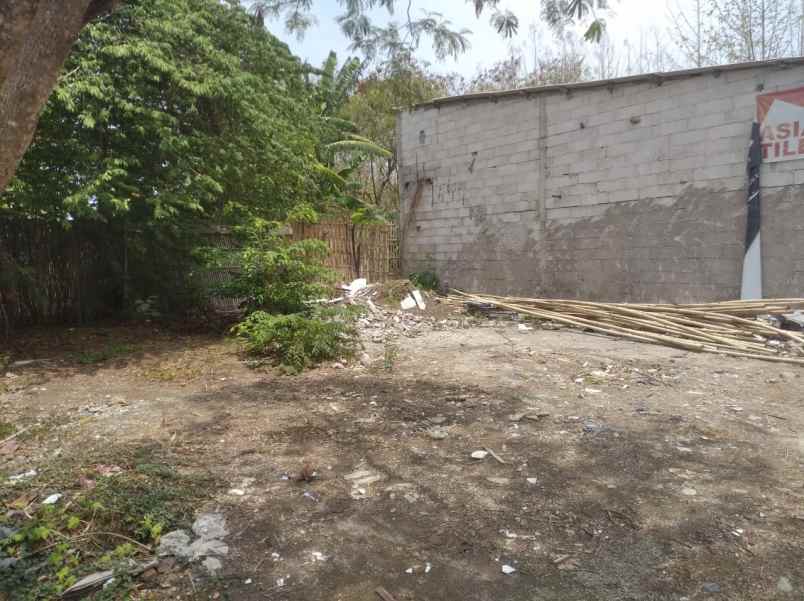 tanah padat dan rata siap bangun