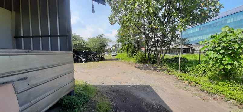 tanah untuk komersial di jl soekarno hatta bandung