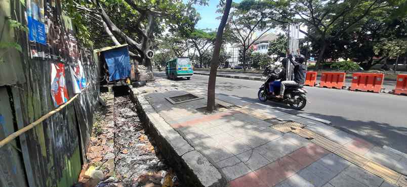 tanah untuk komersial di jl soekarno hatta bandung