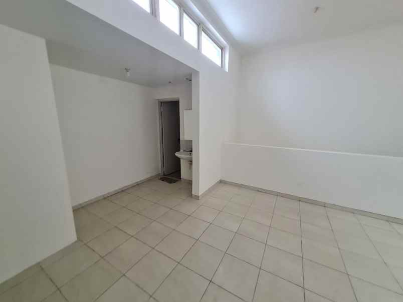 turunn harrgaaa ruko paris junction wisata bukit mas