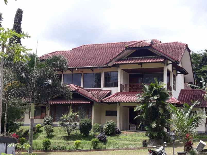 villa alamat jalan cisarua km 80