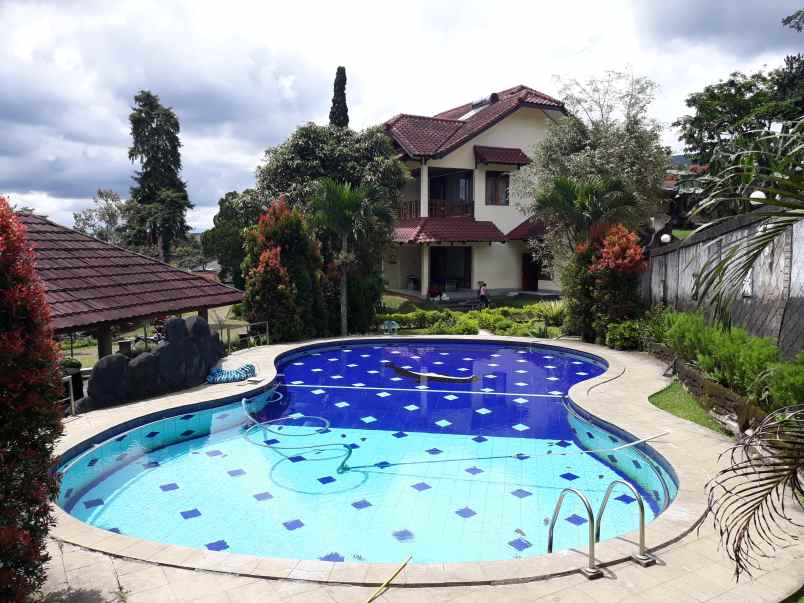 villa alamat jalan cisarua km 80