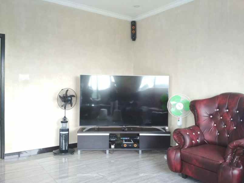 villa alamat jalan cisarua km 80