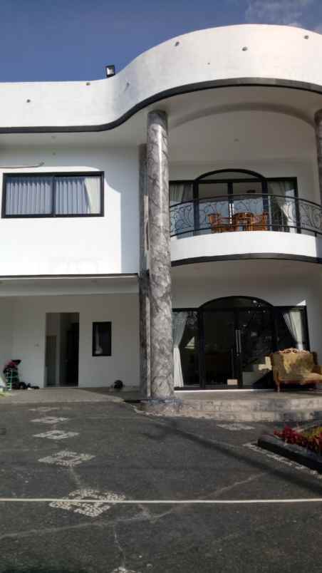 villa alamat jalan cisarua km 80