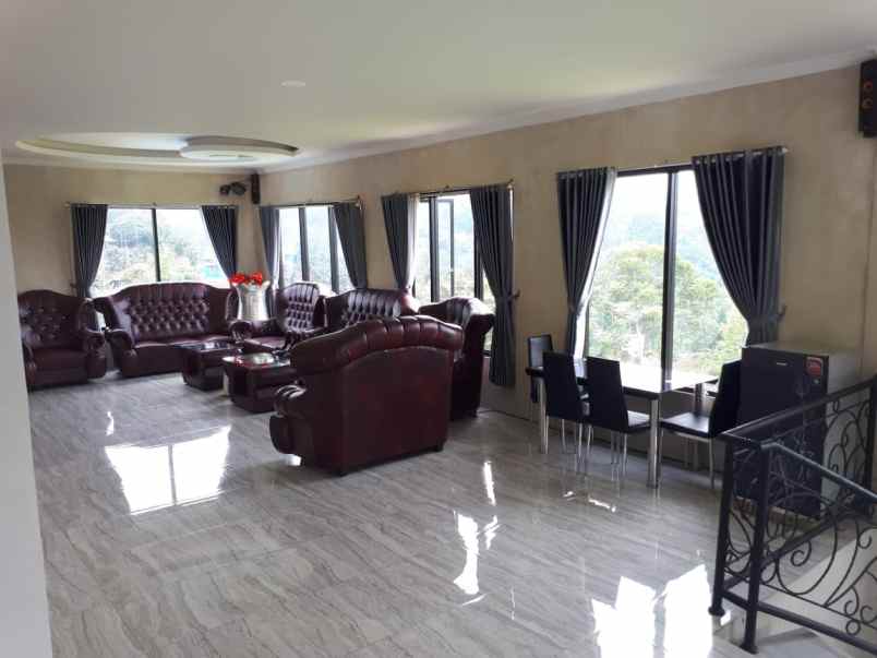 villa alamat jalan cisarua km 80