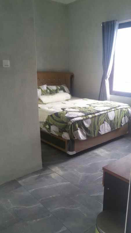 villa alamat jalan cisarua km 80