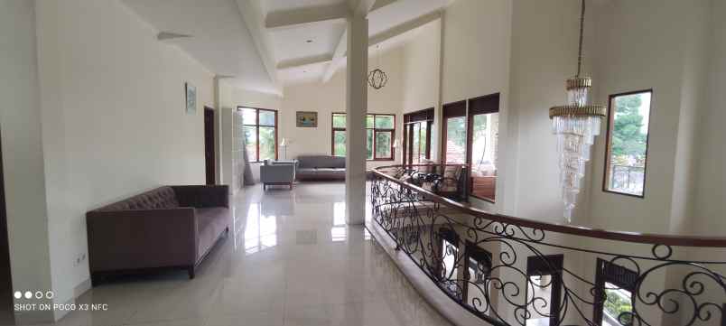 villa alamat jalan cisarua km 80