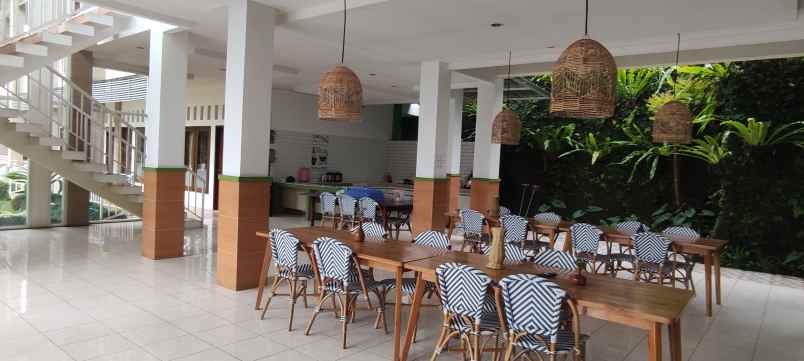 villa alamat jalan cisarua km 81