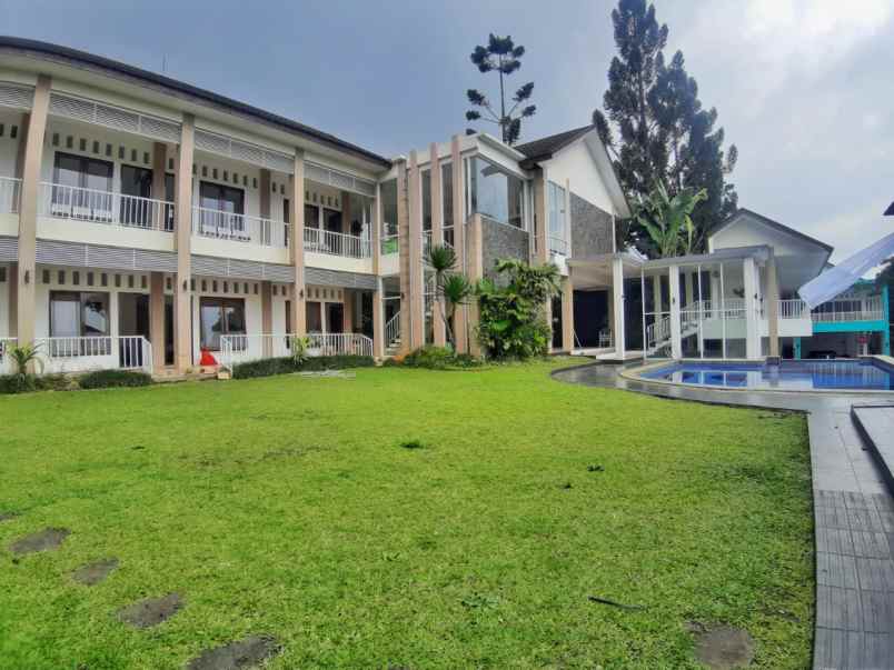 villa alamat jalan cisarua km 81