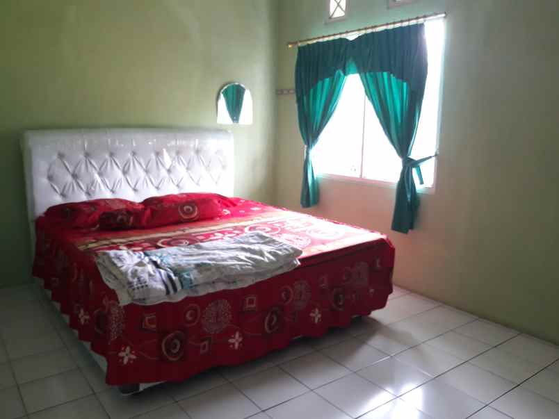 villa jalan cisarua km 80 puncak