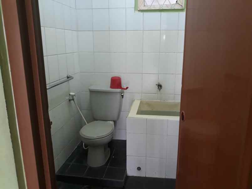 villa jalan cisarua km 80 puncak