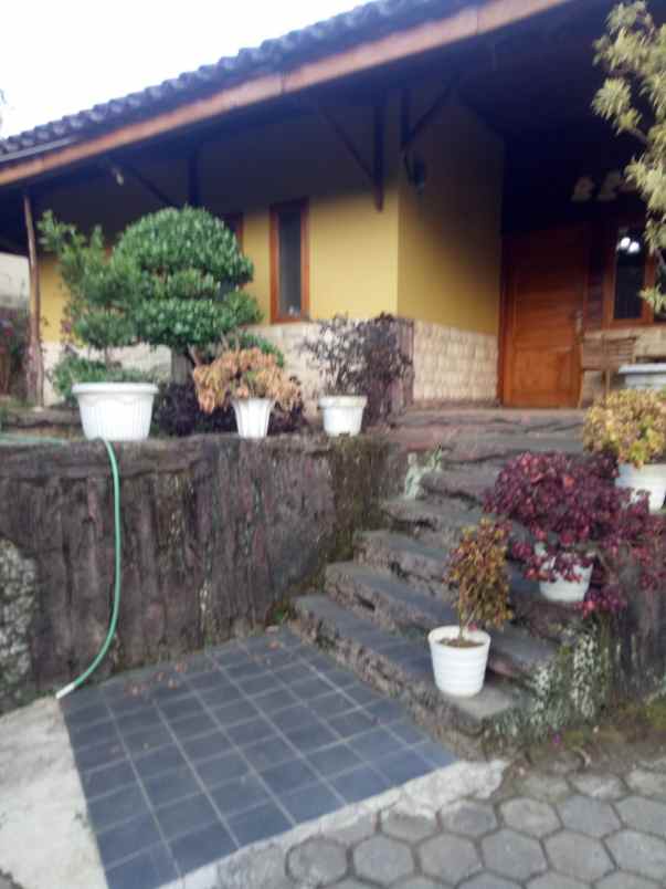 villa ujung berung cigending cinangka bandung timur