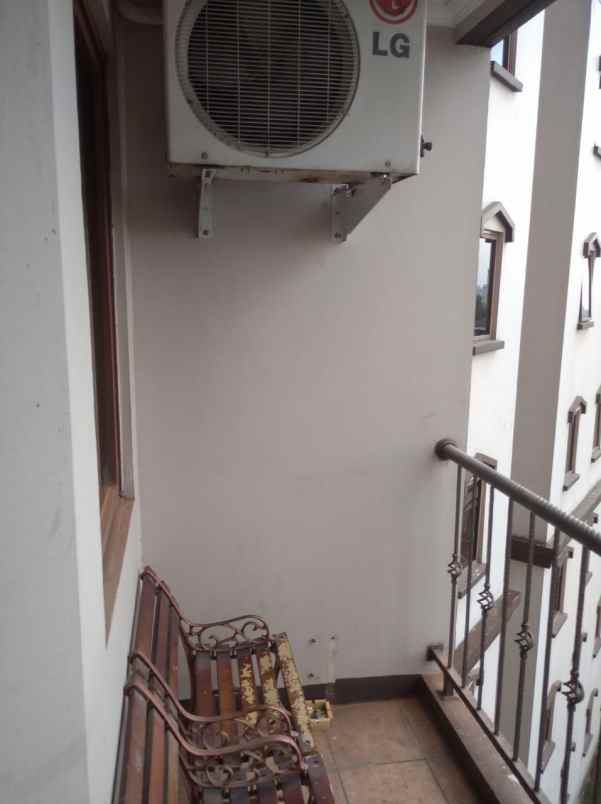 apartemen surya sumantri