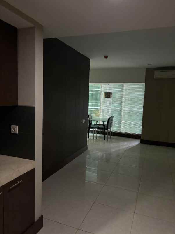 apartmen mataram city jual semi furnish luas