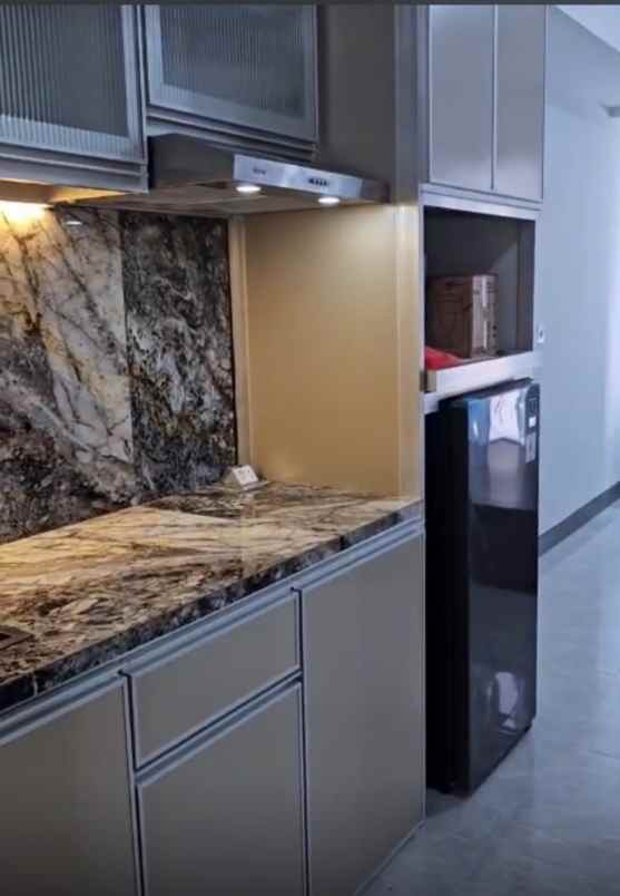 di sewakan apartemen bella pakuwon city mall surabaya