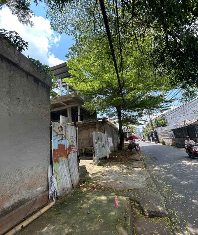 dijual 8 hometown di menteng atas