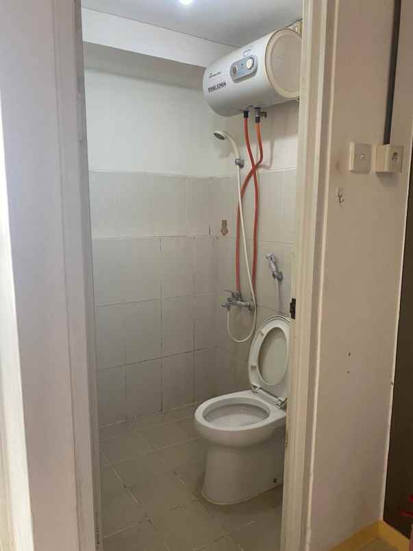 dijual apartemen educity tower yale