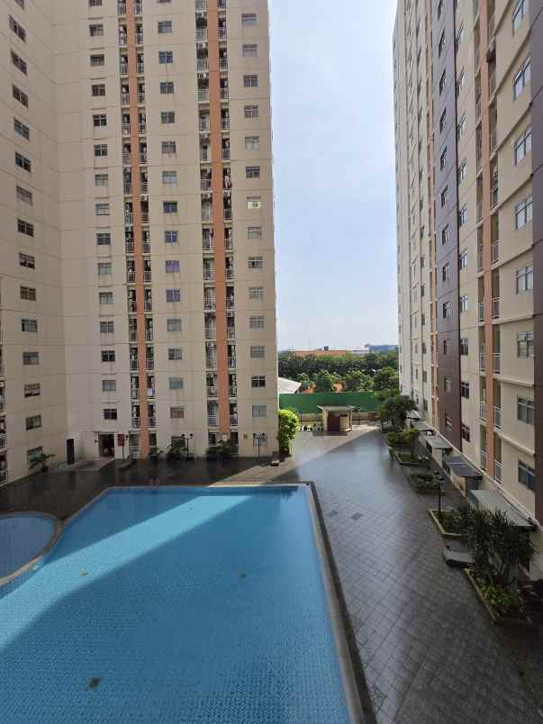 dijual apartemen gunawangsa manyar
