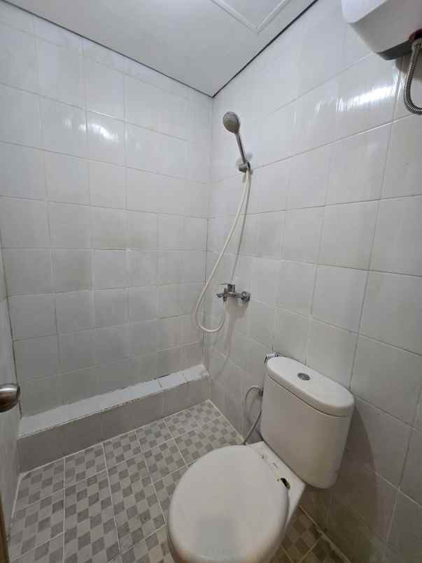 dijual apartemen gunawangsa manyar