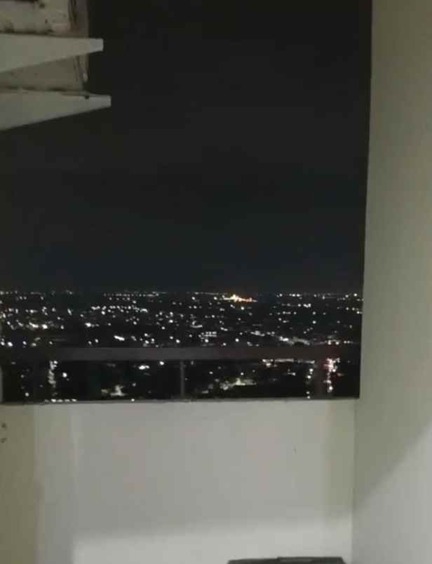 dijual apartemen gunawangsa tidar