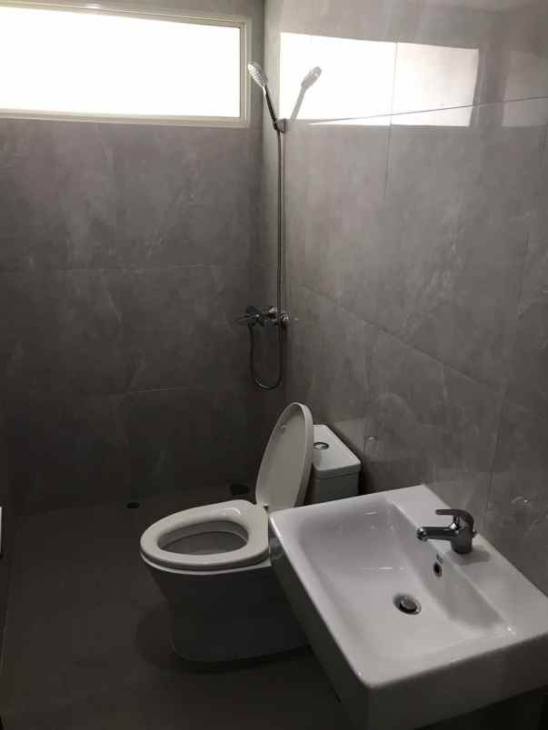 dijual apartemen jagir wonokromo