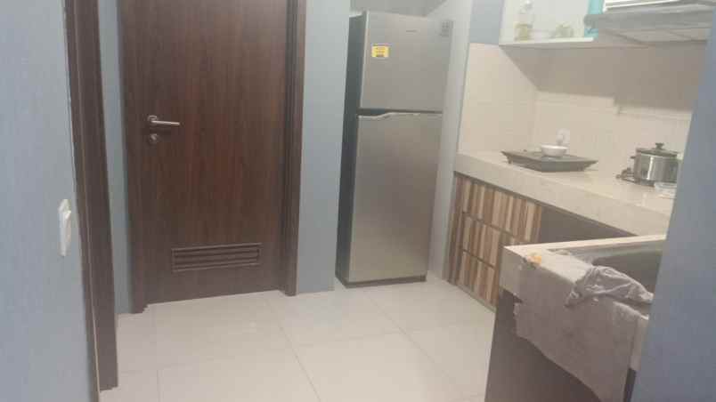 dijual apartemen kembangan selatan