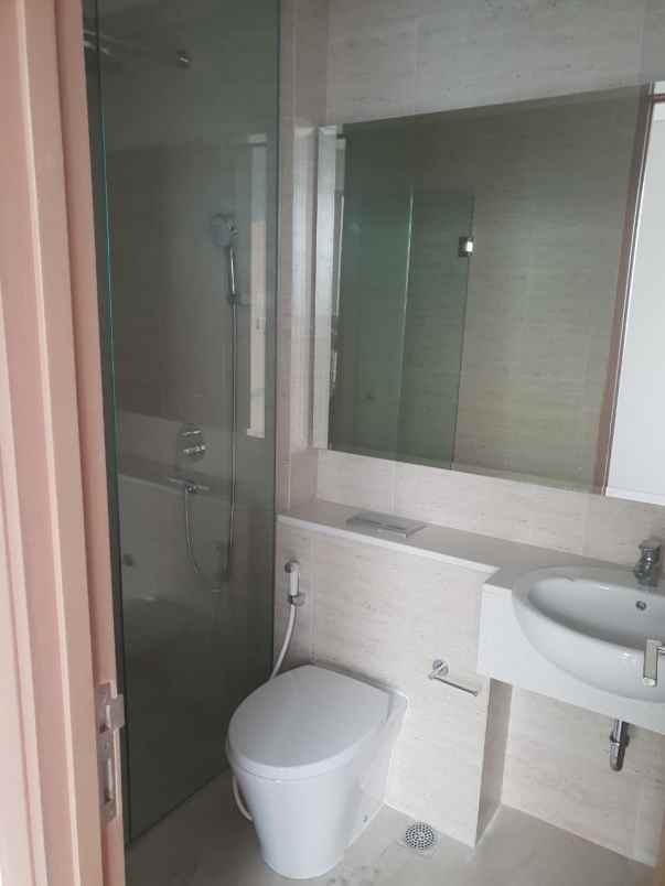 dijual apartemen taman anggrek residence tower calypso