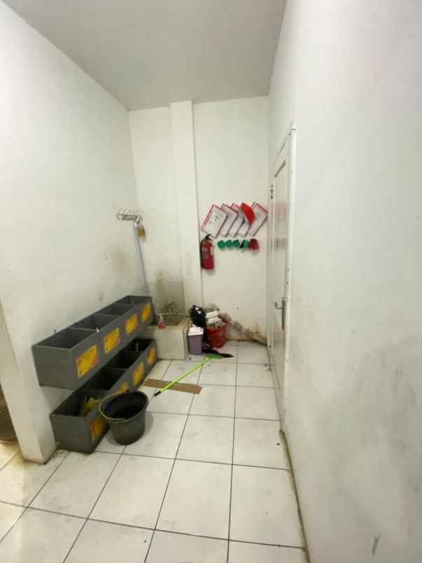 dijual cepat property usaha murah ex toko alfamart