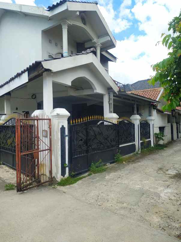 dijual cepat rumah di ciracas
