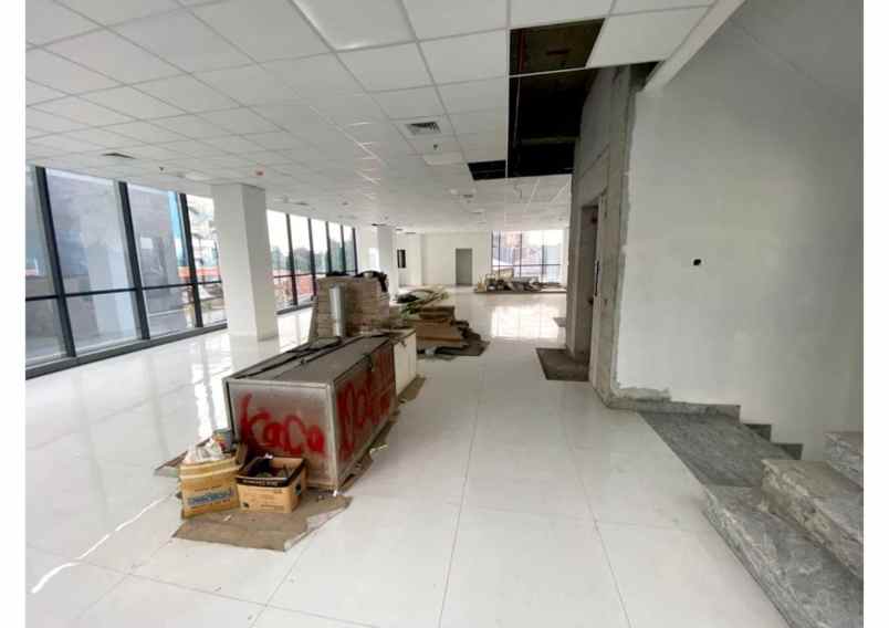 dijual gedung di warung buncit jakarta selatan