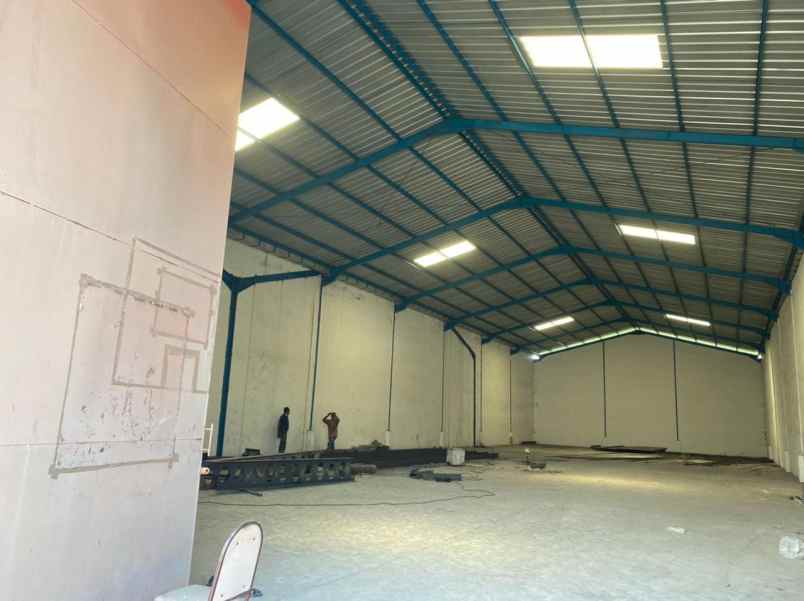 dijual gudang siap pakai di gresik