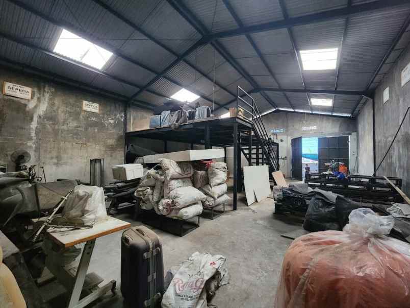 dijual gudang tenggilis mejoyo selatan surabaya