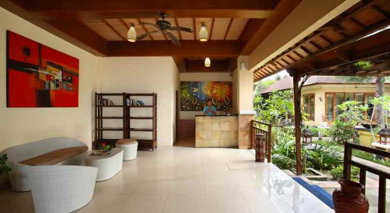 dijual hotel trawangan