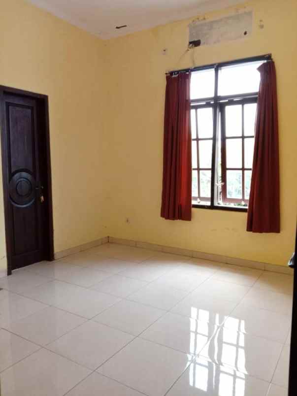dijual kost caturtunggal